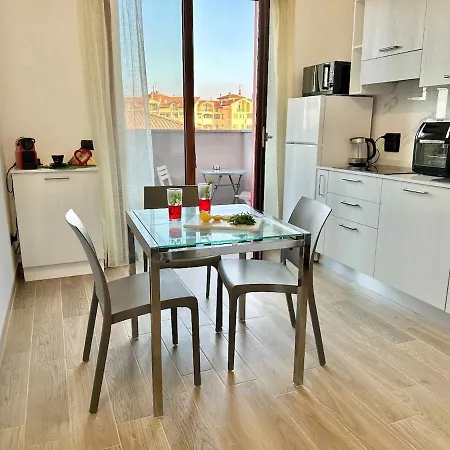Apartment A10 Arcobaleno Milano Rho Fiera & Malpensa Airport New Modern