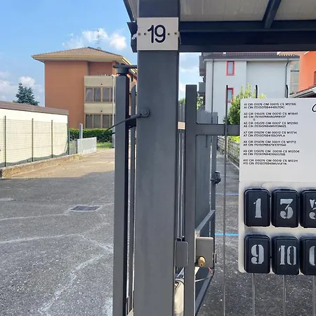 A10 Arcobaleno Milano Rho Fiera & Malpensa Airport New Modern Apartment Cesate