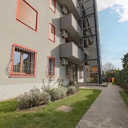 A10 Arcobaleno Milano Rho Fiera & Malpensa Airport New Modern Apartment *