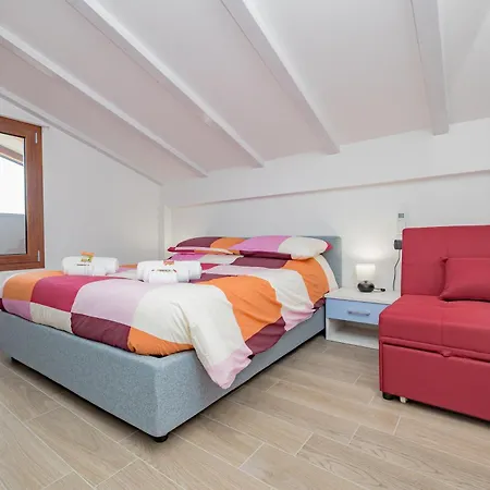 Apartment A10 Arcobaleno Milano Rho Fiera & Malpensa Airport New Modern
